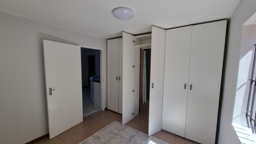6 Bedroom Property for Sale in Lochnerhof Western Cape